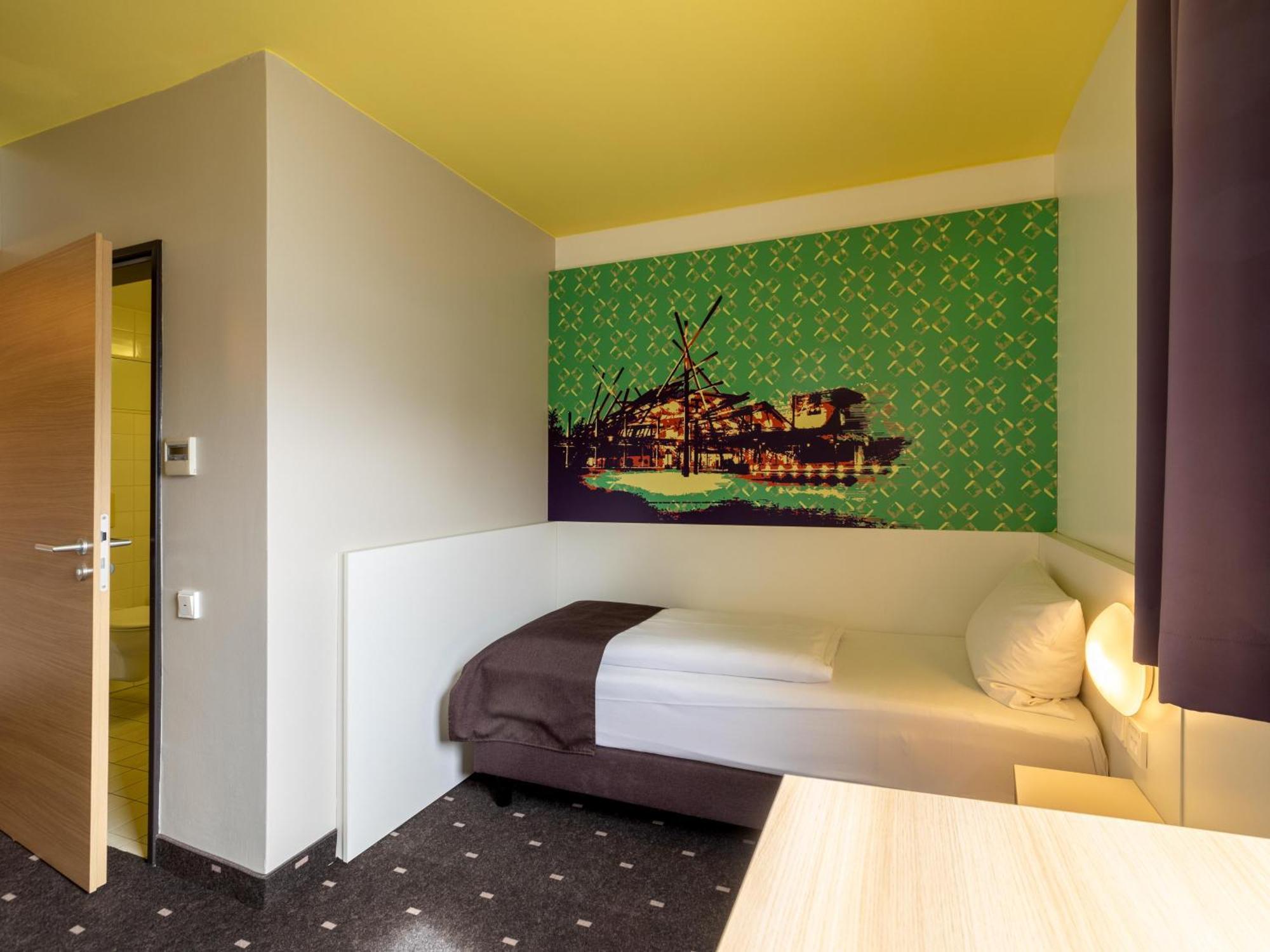 B&B Hotel Oberhausen Am Centro Zewnętrze zdjęcie